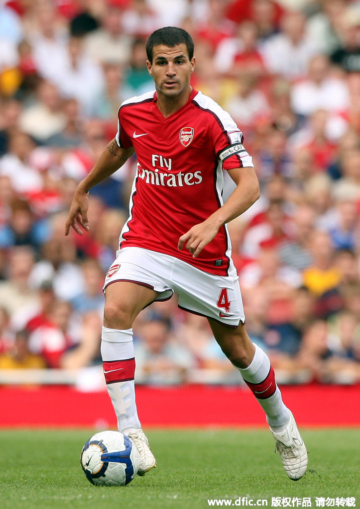 《棒球手套的匠人精神：顶级球员对皮革软硬度的苛求》