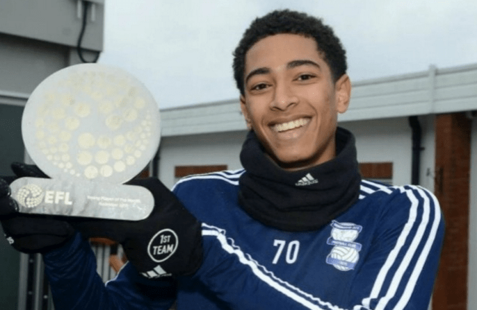 2015年7月：费城人队投手科尔·哈梅尔斯在被交易前夕对小熊队投出无安打比赛。