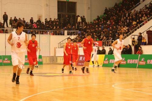 史诗级转会！大巴黎趁乱求购巨星，开价超过1亿欧，再冲欧冠冠军