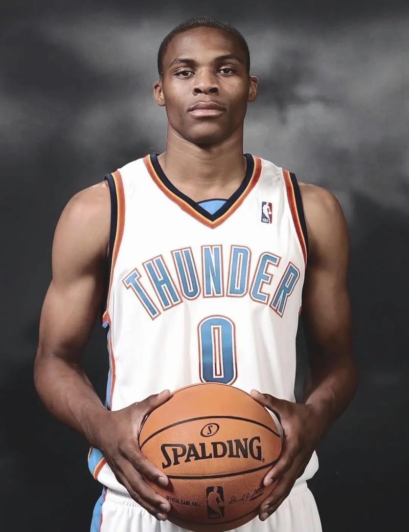 半场-谢文能单刀破门埃弗拉建功 浙江领先2-1泰山