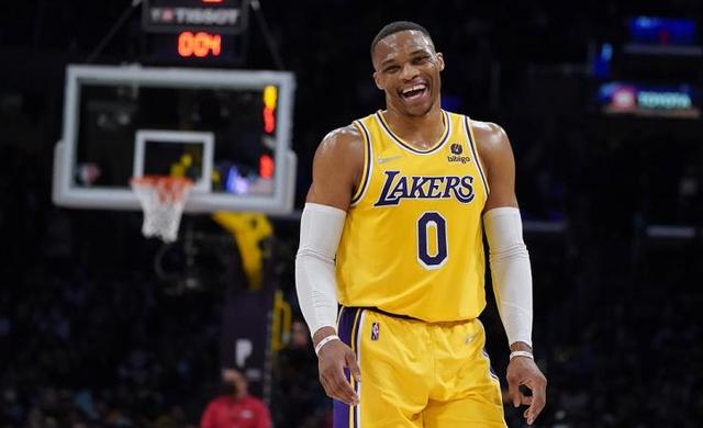 英超战报：巴恩斯双响，迪亚斯破门难救主，纽卡2-1曼城